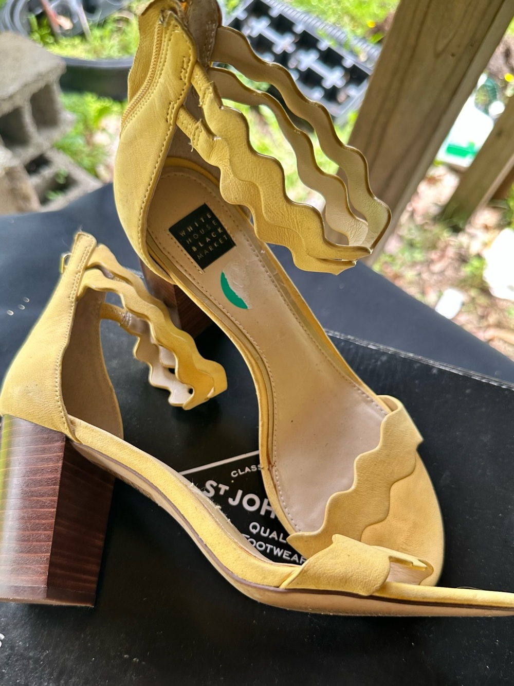 Wavy Strap Yellow Block Heel Sandals - Women